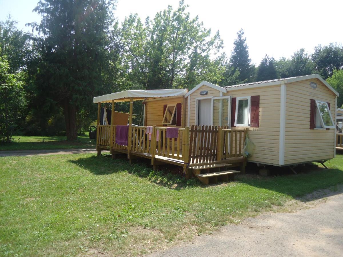 Camping Paradis Le Rocher De La Granelle Ле-Бюґ Екстер'єр фото